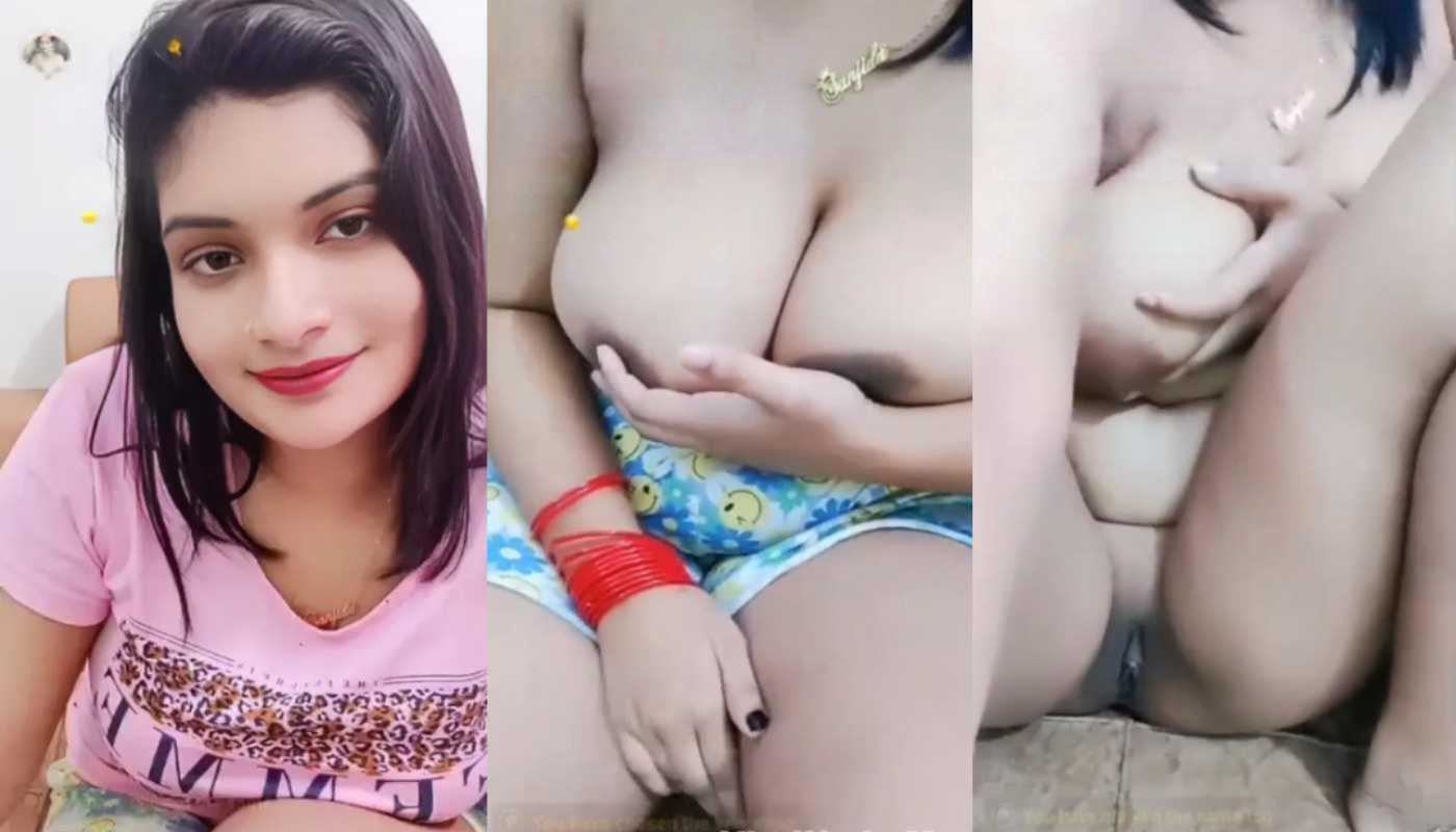 Desi Bhabhi Strips Nude Teases with Boobs and Fucks Herself with Dildo